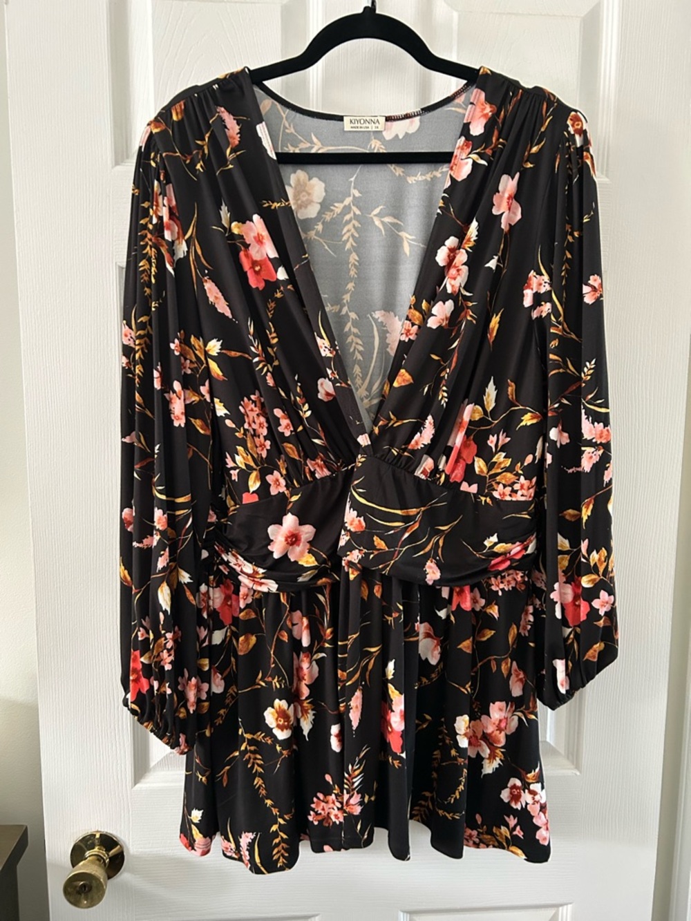 Kiyonna Floral Print V-Neck Top